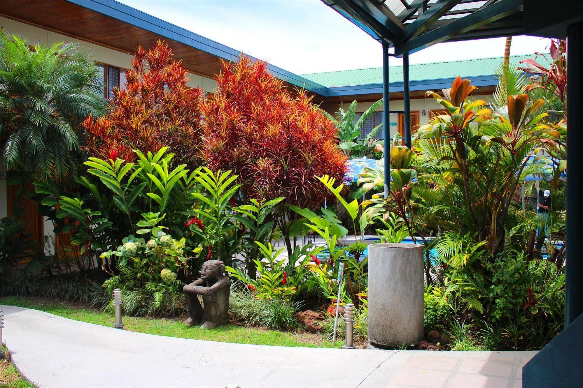 Soluxe El Sesteo Hotel San Jose  Exterior photo